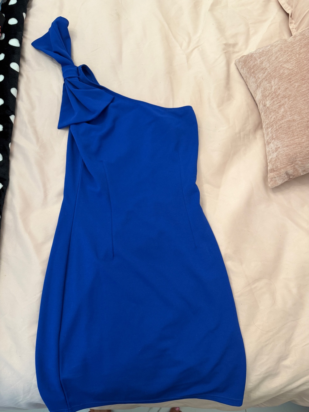 One-Shoulder Royal Blue Dress with Bow Accent